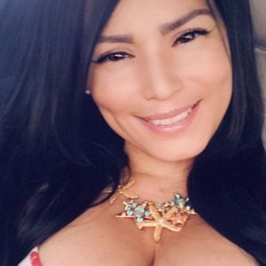 Meet your Posher, Melyxa